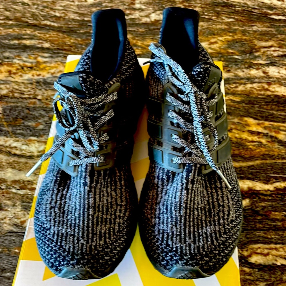 Men’s black Adidas Ultra Boost running shoes size 11. Like new.